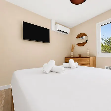 Avec Piscine Privée à