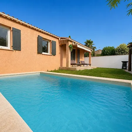 Avec Piscine Privée à Marsillargues